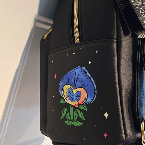 Alice In Wonderland Loungefly Backpack Glow In The Dark Disney NWT New W Tags - Picture 6 of 10